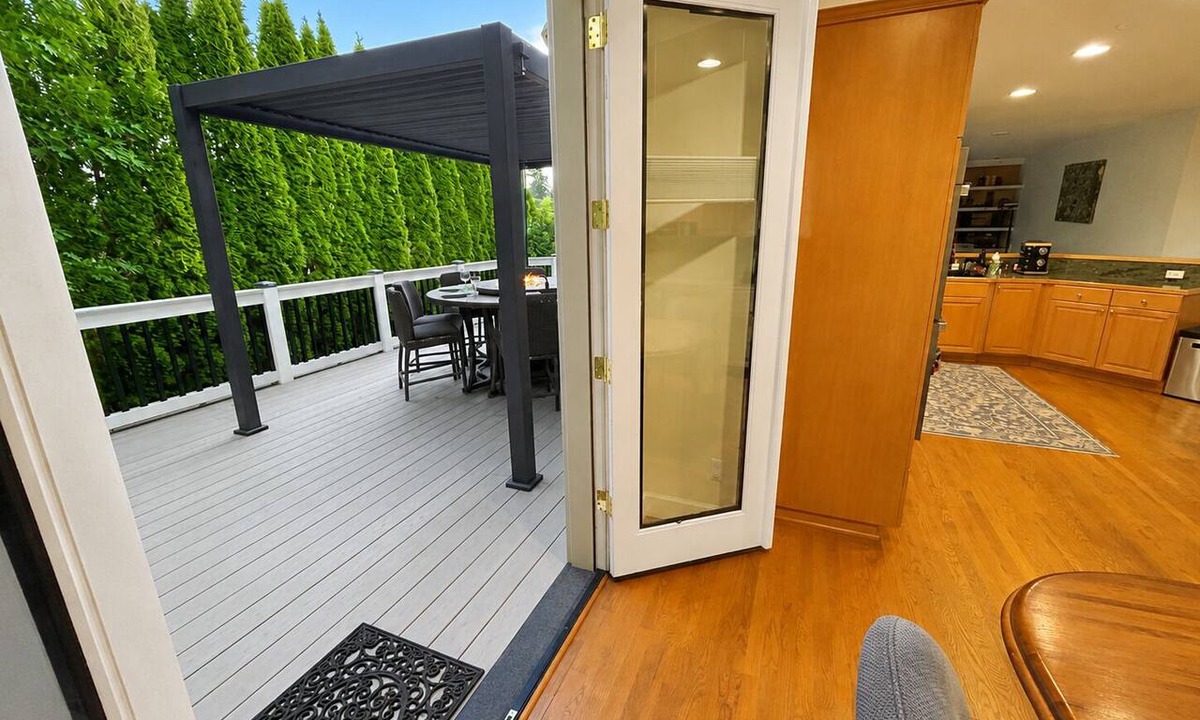 North Creek House | 5.0 Star Upscale and Spacious Home with Gym+Theater+Central AC+More”