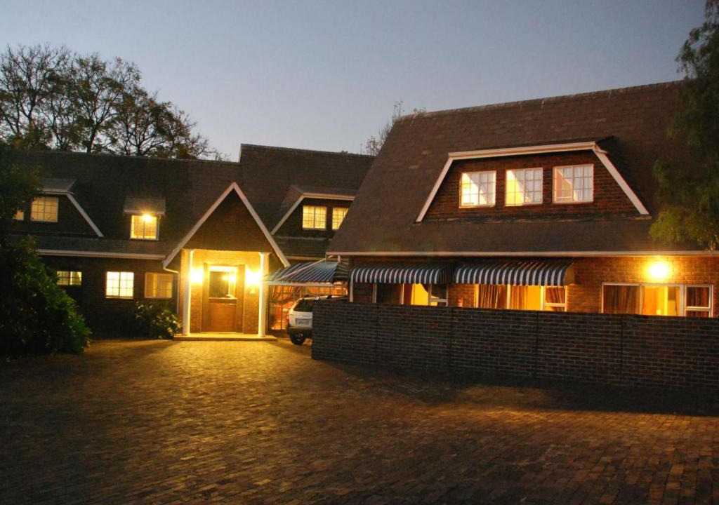 Greater Johannesburg Metropolitan Area House | 5 Crown Guesthouse