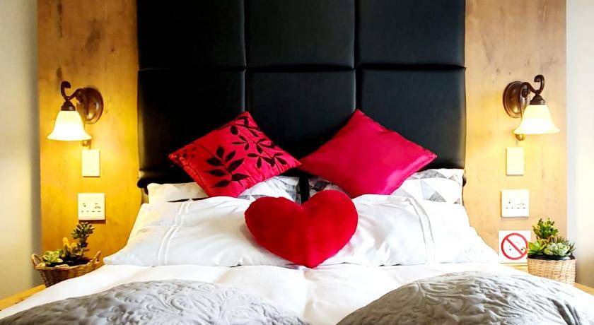 Krugersdorp Apartment | 50 m² Apartment ∙ 1 bedroom ∙ 3 guests
