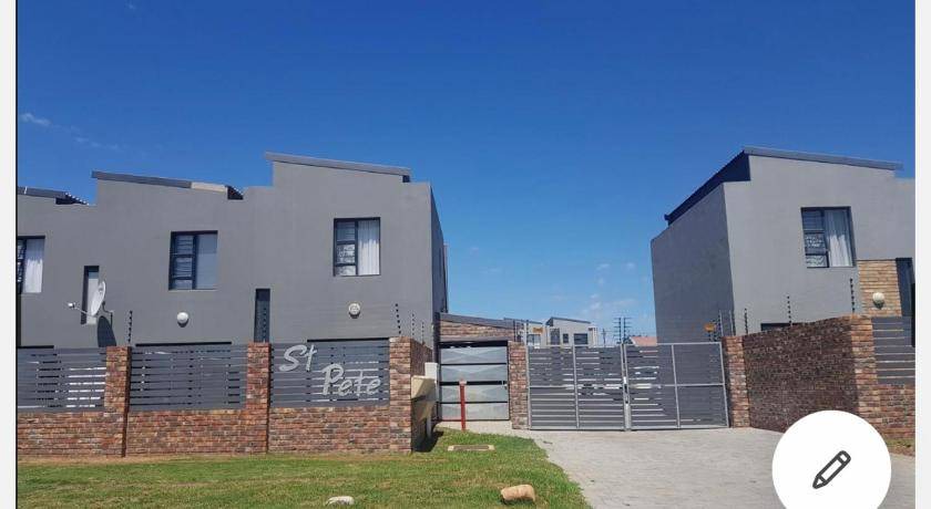 Newton Park Apartment | 50 m² Apartment ∙ 2 guests