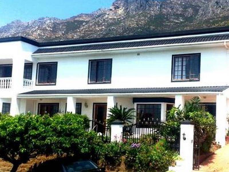 Gordon's Bay Bed & Breakfast | 50 m² Bed and breakfast ∙ 127 guests