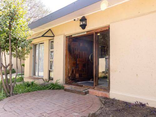 Mahikeng Bed & Breakfast | 50 m² Bed and breakfast ∙ 4 guests