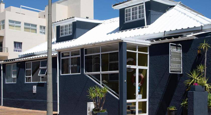 Strand Bed & Breakfast | 50 m² Bed and breakfast ∙ 127 guests