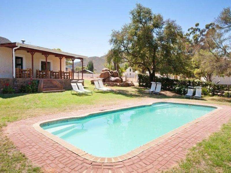 Oudtshoorn Apartment | 50 m² Serviced apartment ∙ 6 guests