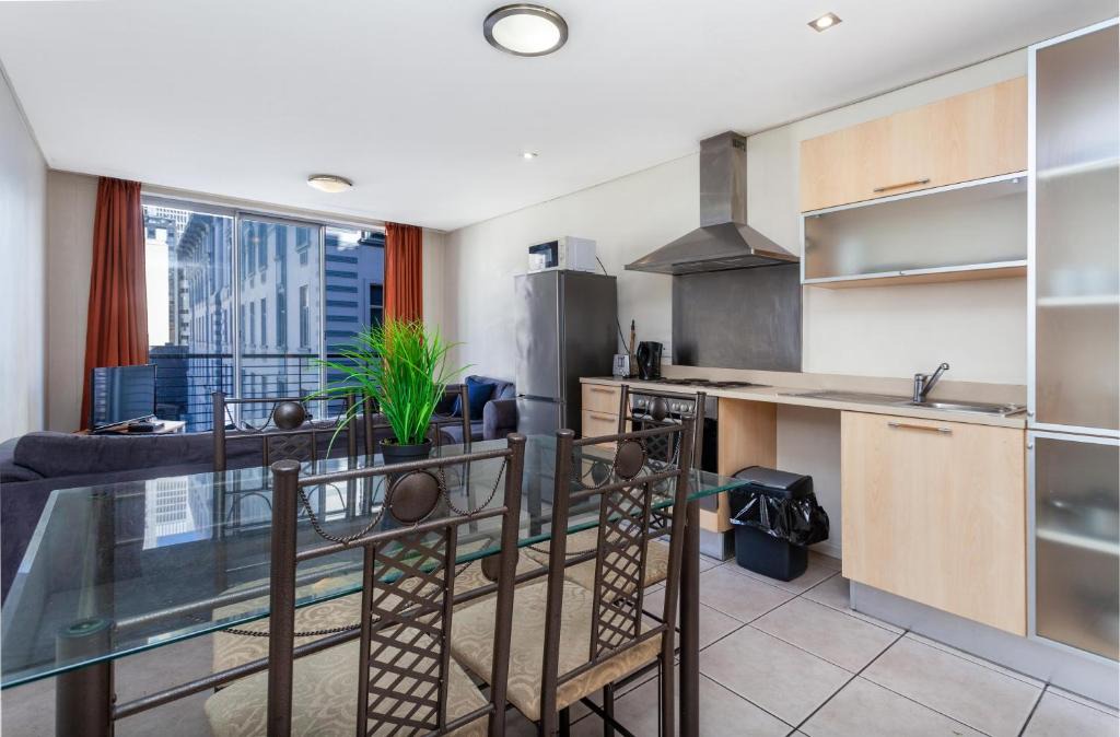 Cape Town City Centre Apartment | 504 Greenmarket Place