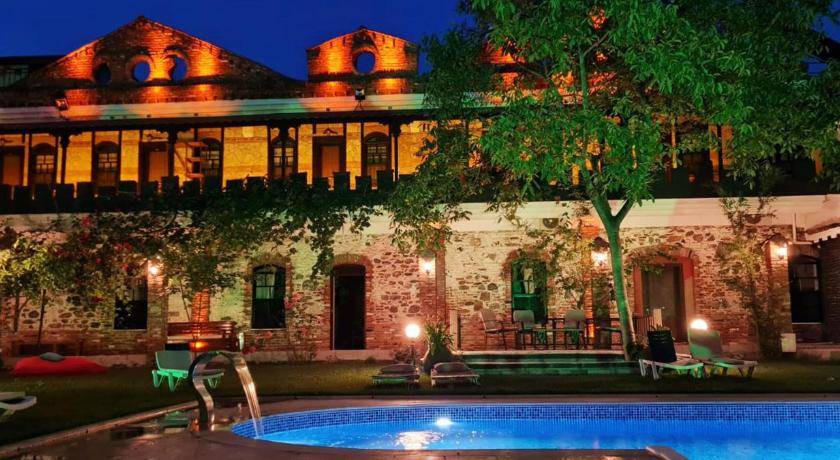 Edremit Hotel | 51 m² Hotel ∙ 5 guests