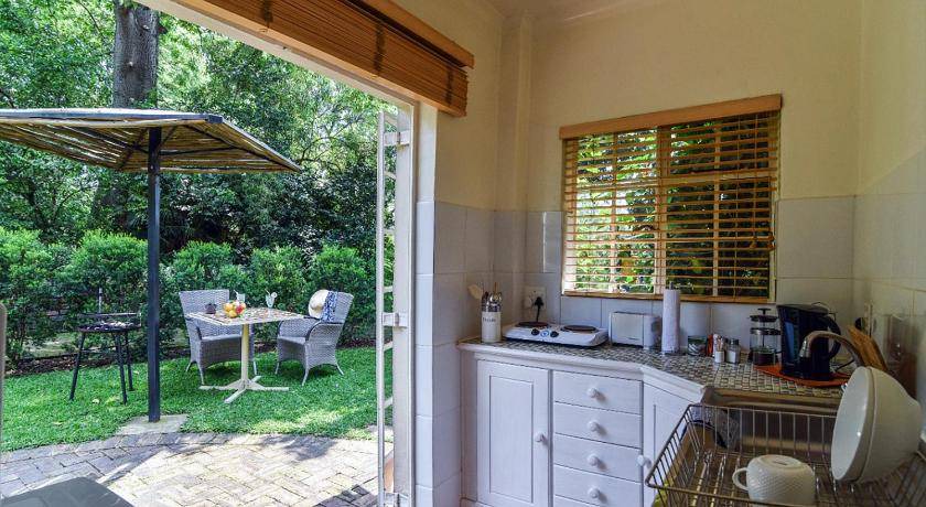 Muldersdrift House | 54 m² Farmhouse ∙ 127 guests
