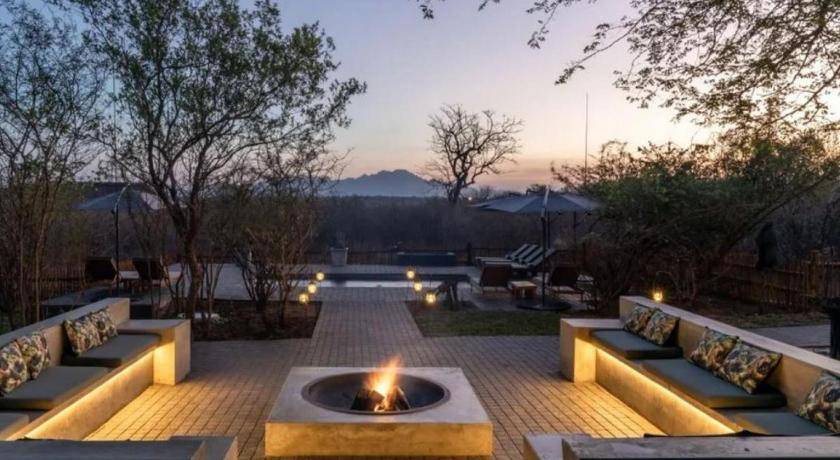 Hoedspruit Cabin | 55 m² Lodge ∙ 2 guests