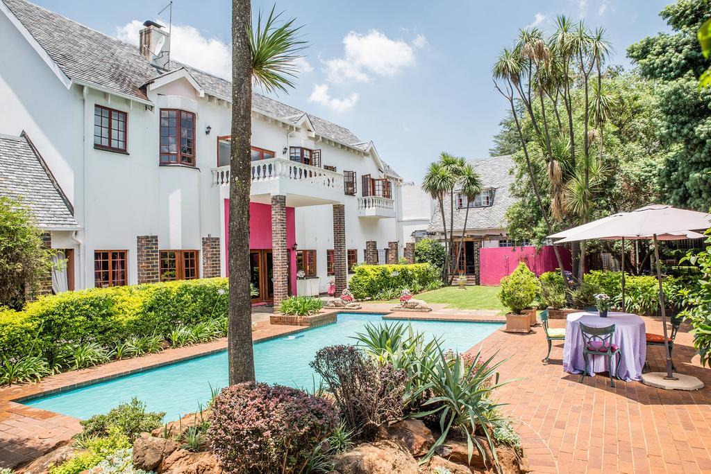 Linden Hotel | 5th Avenue Gooseberry Guest House