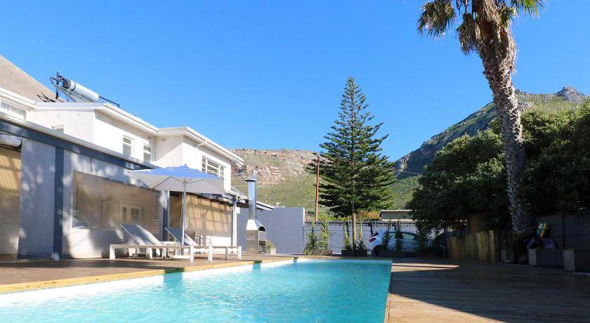 Muizenberg Bed & Breakfast | 60 m² Bed and breakfast ∙ 4 guests