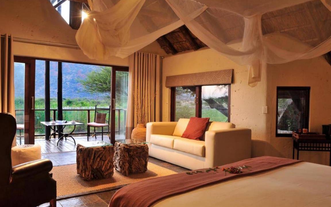 Madikwe Game Reserve Cabin | 60 m² Lodge ∙ 127 guests