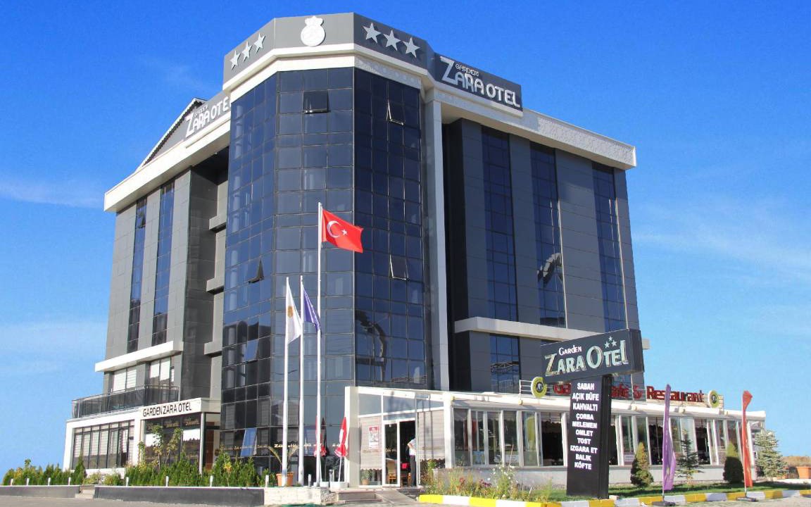 Zara Hotel | 65 m² Hotel ∙ 3 guests