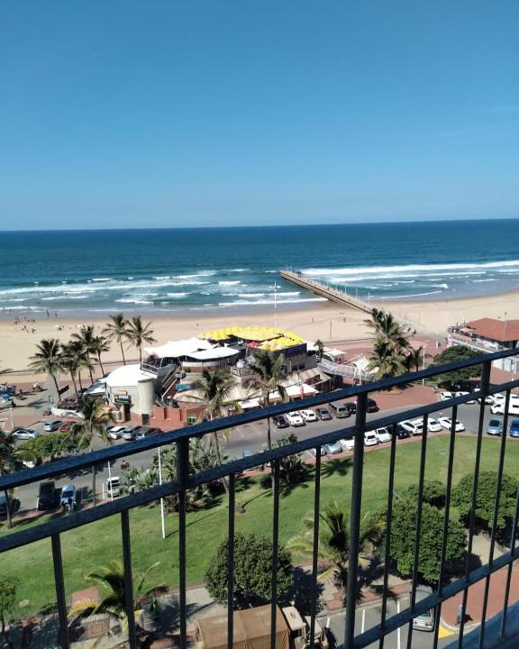 North Beach Apartment | 66Windemere self catering apartments