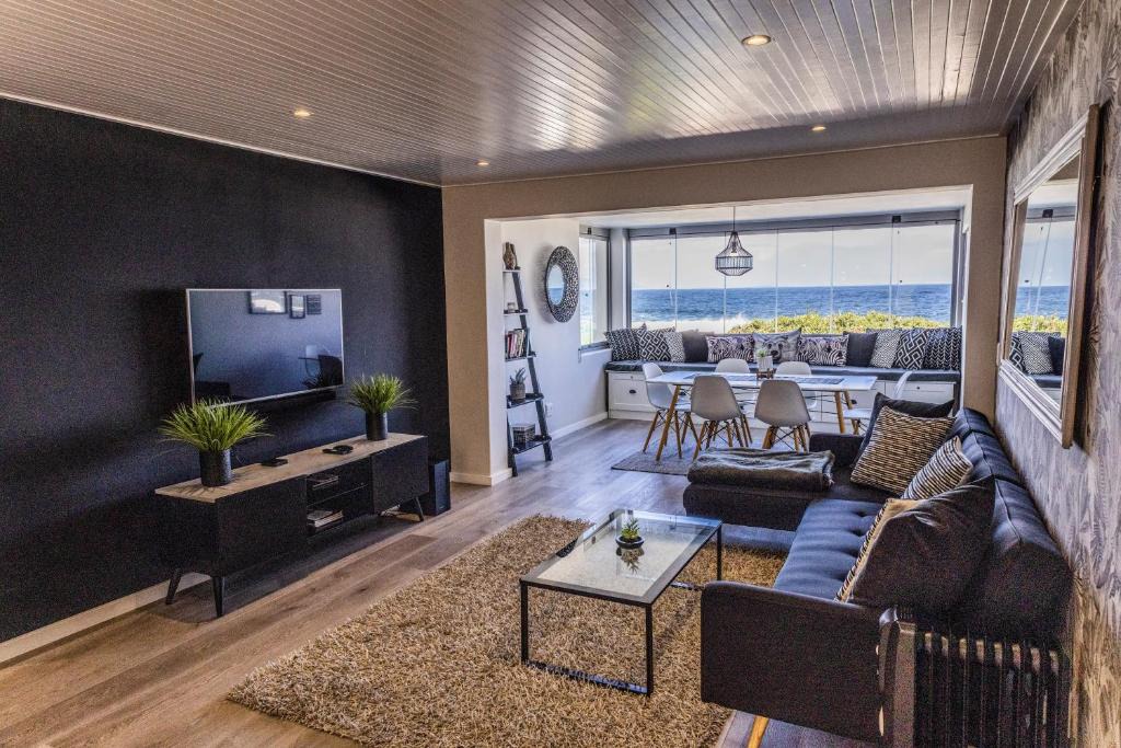 Westcliff Apartment | 67 Whale Rock Estate, Hermanus