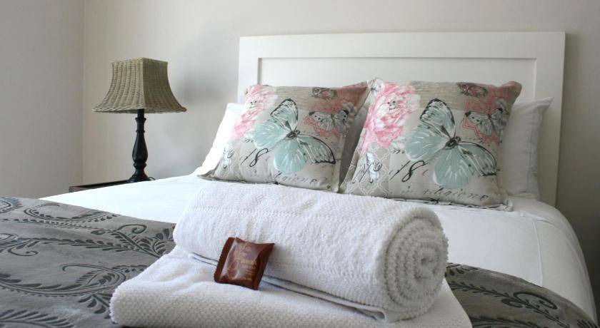 Beacon Bay Bed & Breakfast | 70 m² Bed and breakfast ∙ 2 bedrooms ∙ 5 guests