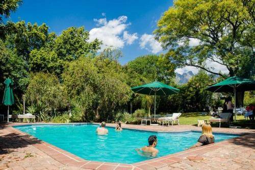 Drakenstein Bed & Breakfast | 70 m² Bed and breakfast ∙ 2 bedrooms ∙ 6 guests
