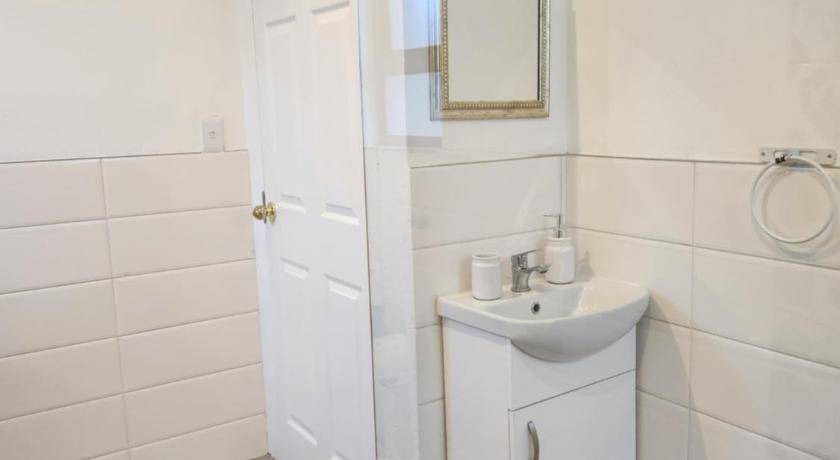 Ekurhuleni Apartment | 75 m² Apartment ∙ 1 bedroom ∙ 2 guests