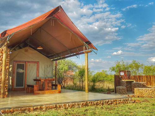 Hammanskraal Other | 75 m² Tent ∙ 1 bedroom ∙ 4 guests