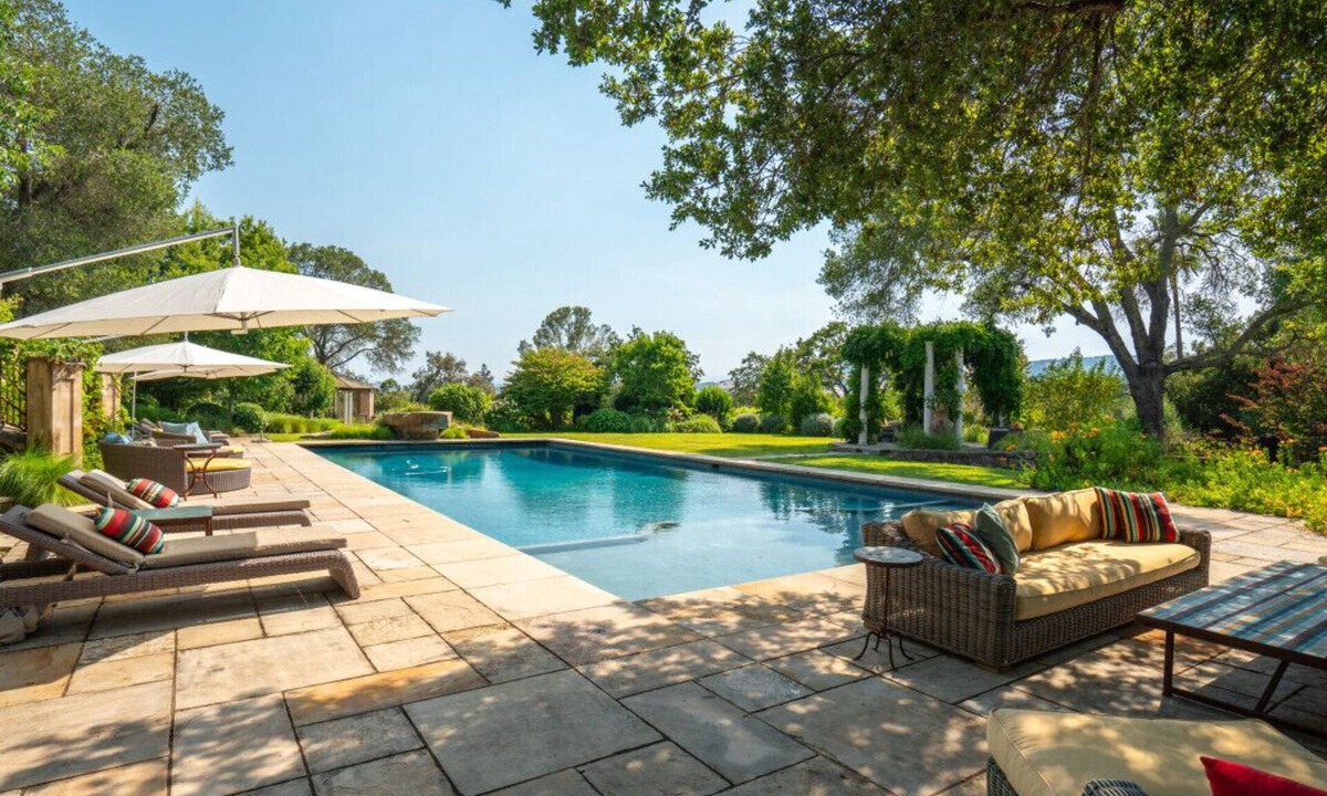 Sonoma House | 7BR Estate | Pool, Playground & Theater | Sonoma | Sleeps 12