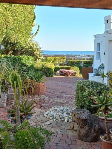 Melkbosstrand Apartment | 80 m² Apartment ∙ 2 bedrooms ∙ 4 guests