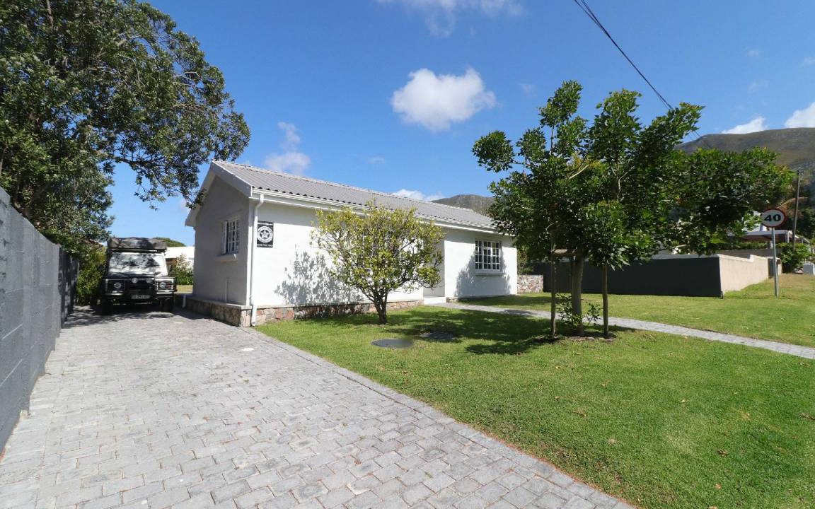 Onrus House | 85 m² House ∙ 2 bedrooms ∙ 4 guests