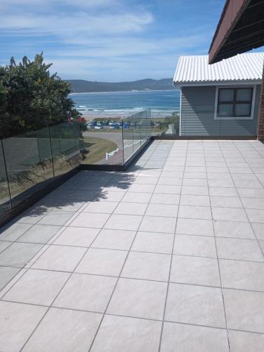 Buffalo Bay House | 87 Sand Street - Buffels bay