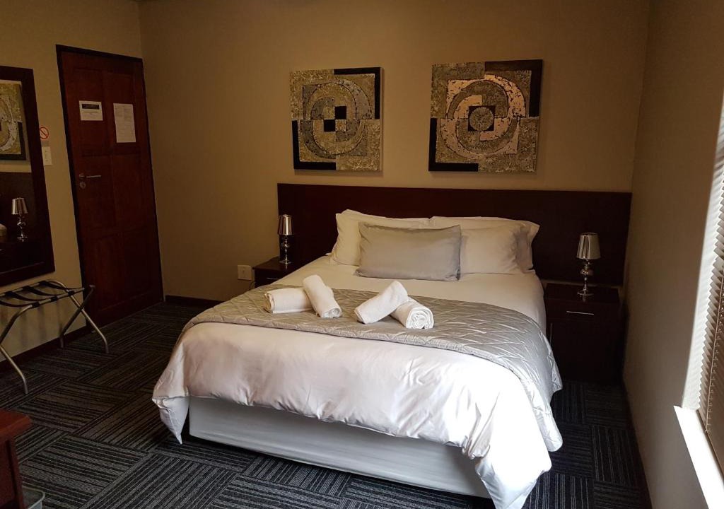 Brandwag House | A Contempo Guesthouse