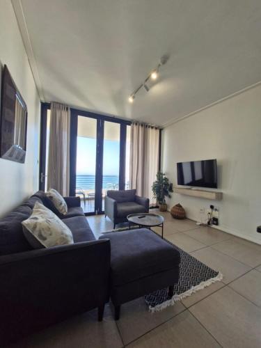 Durban Point Apartment | Accommodation Front - Ocean View 2 Sleeper