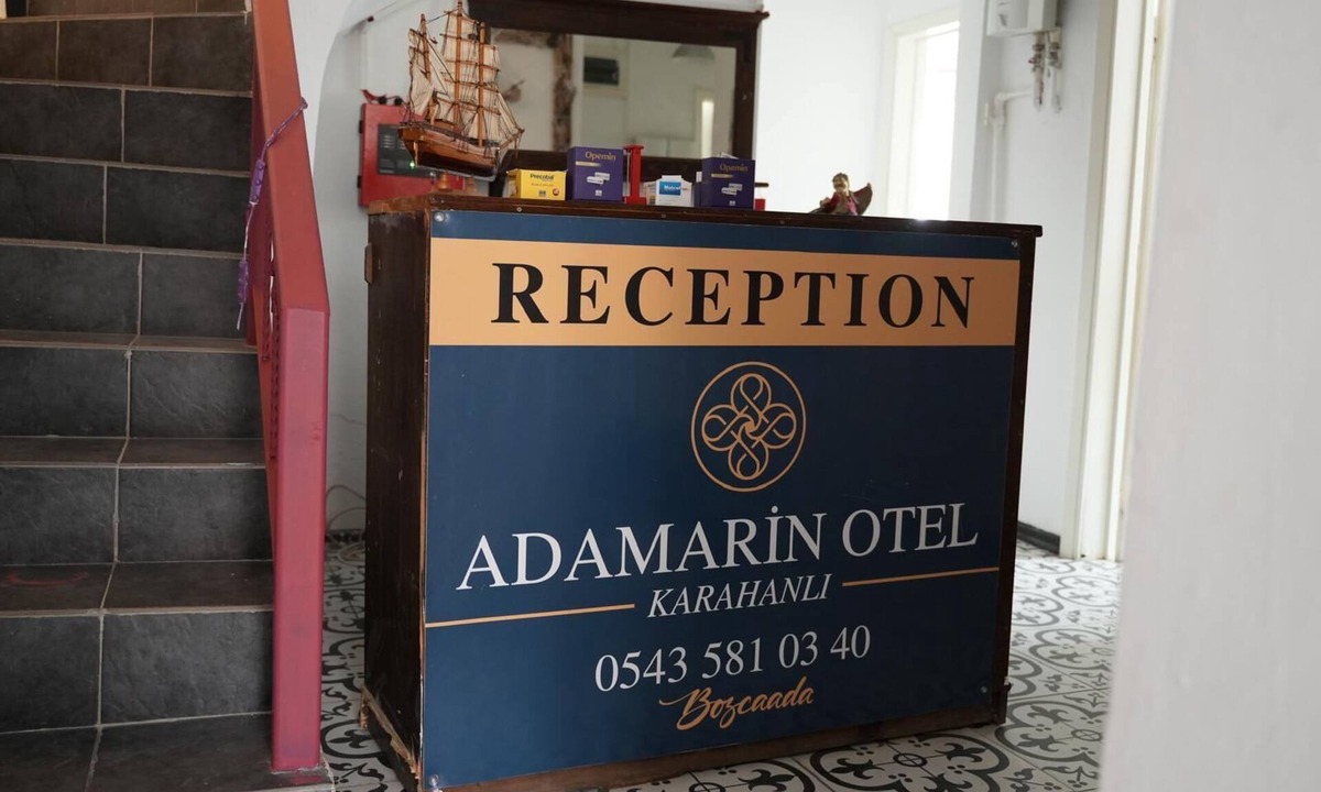 Bozcaada Bed & Breakfast | Ada Marin Karahanlı Otel