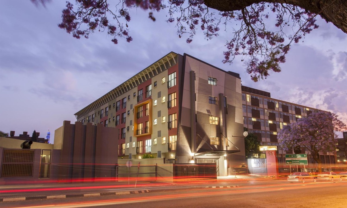 Arcadia Hotel | Akanani Apartments