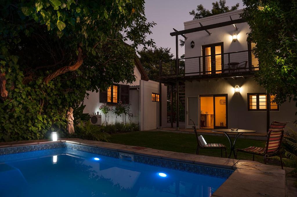 Stellenbosch Central House | Albarosa Guest House