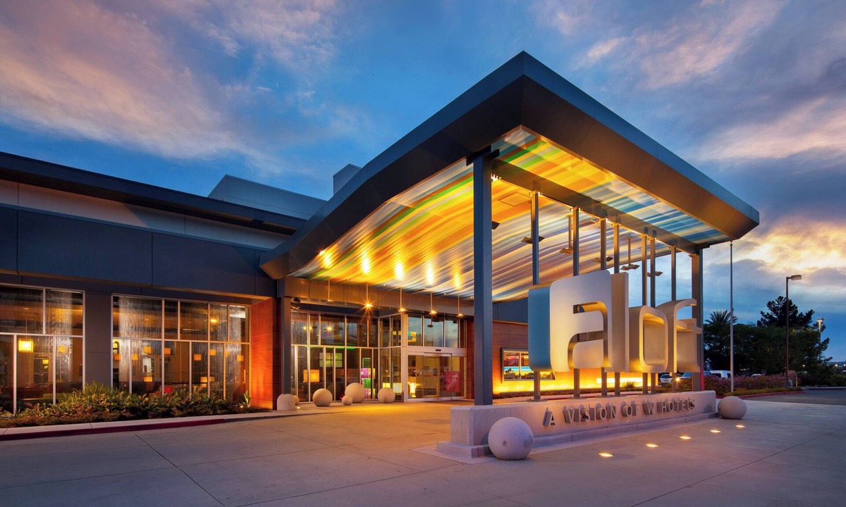 Millbrae Hotel | Aloft by Marriott San Francisco Airport