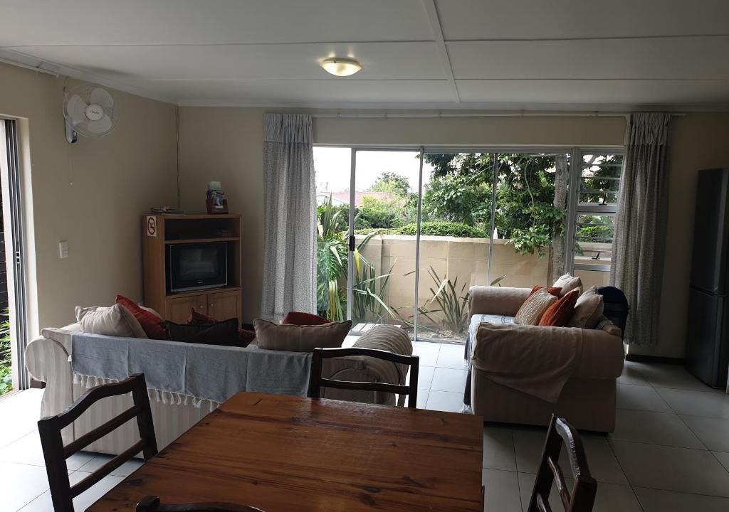 Plettenberg Bay Hostel | Amakaya Backpackers Travellers Accommodation