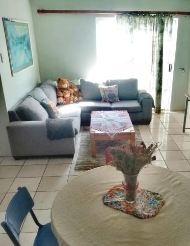 Cape Town Apartment | ANDANTE self catering apartment - 4 bedrooms, Bothasig, Cape Town