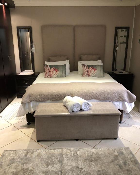 Kempton Park Apartment | Annie's Place