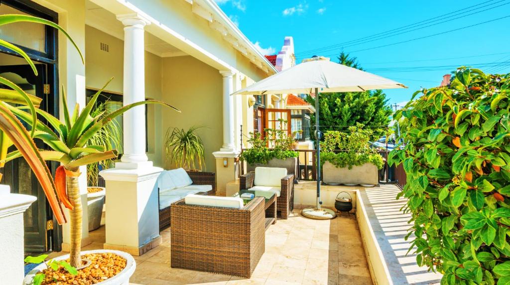 Antrim Villa | Three Anchor Bay