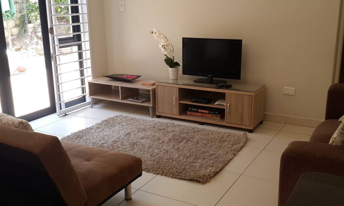 Salt Rock Apartment | Apart 7min walking distance to beach & Wi-Fi