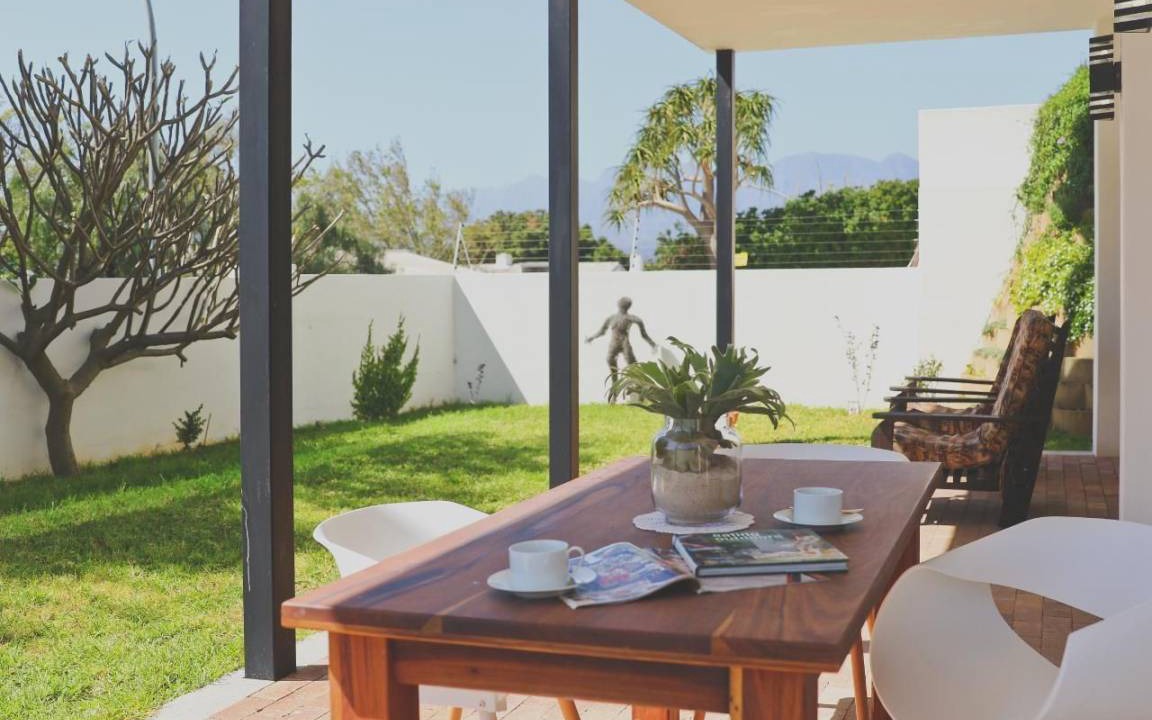 Gordons Bay Central Apartment | Apartment ∙ 2 bedrooms ∙ 4 guests