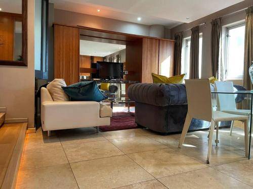 Downtown Johannesburg Apartment | Apartment ∙ 1 bedroom ∙ 2 guests