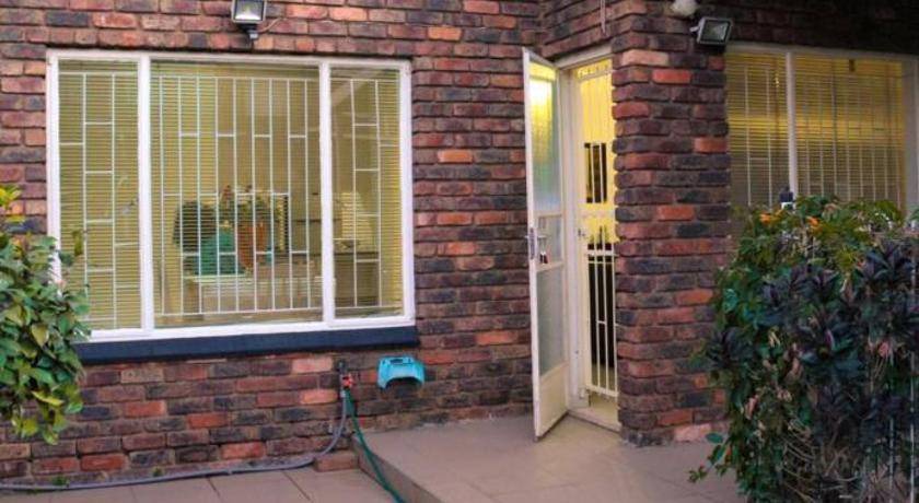 Emalahleni Apartment | Apartment ∙ 1 bedroom ∙ 7 guests