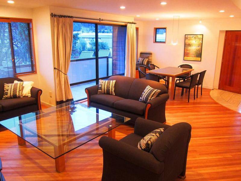 Victoria and Alfred Waterfront Apartment | Apartment ∙ 8 guests