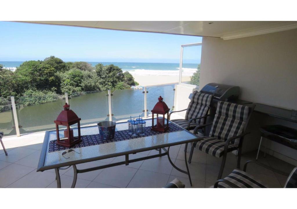 Margate Beach Villa | Arabella No. 5