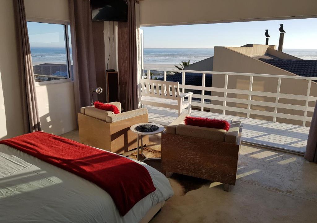 Melkbosstrand Apartment | Atlantic Loft - Open plan apartment with Sea Views