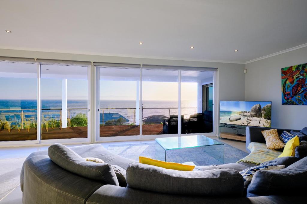 Simon's Town Villa | Bahari Villa