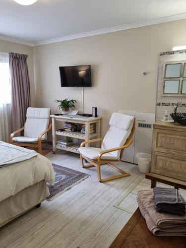 Somerset West Apartment | Barlinka lane Selfcatering flatlet , Somerset West