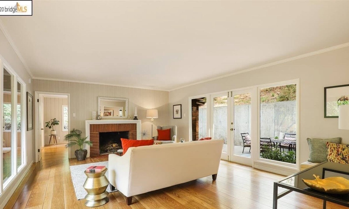 Merriewood House | Basic mid century living in a serene setting