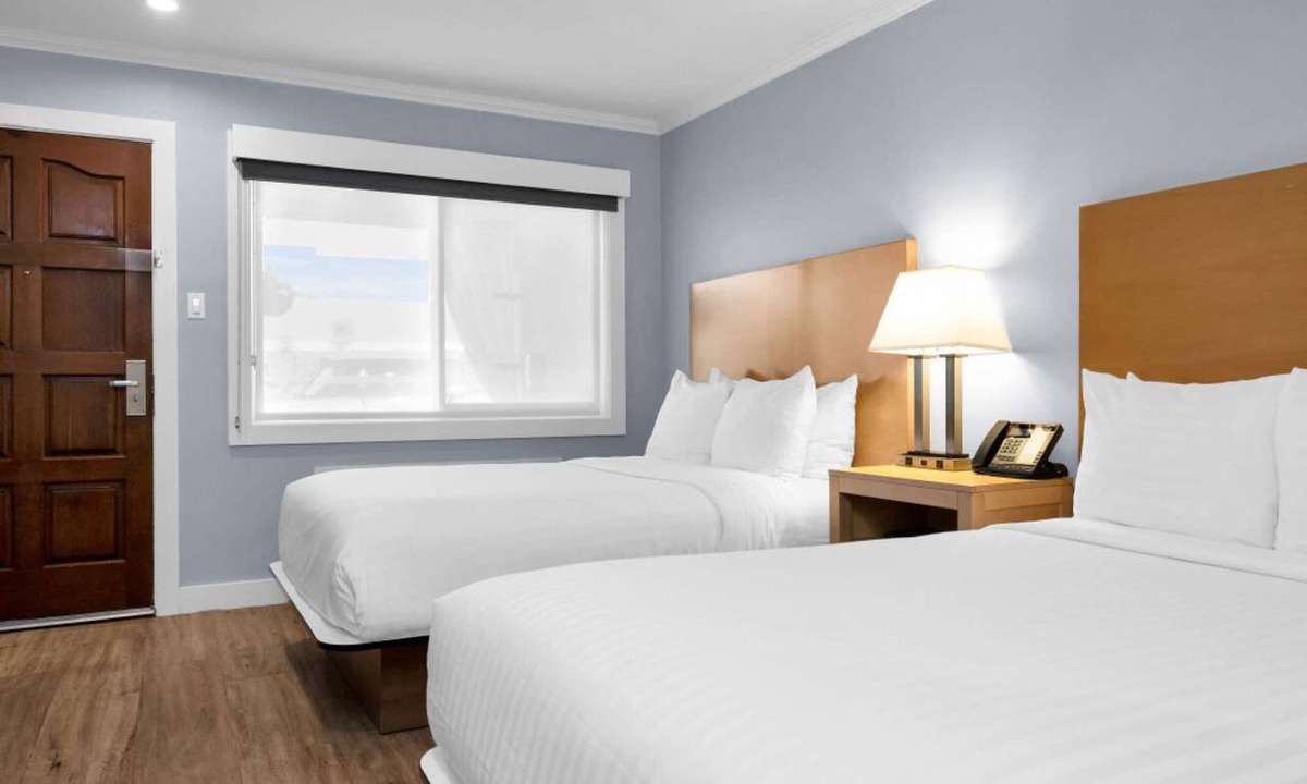 Millbrae Hotel | Bay Area Escape | 2 Doubles + Free Breakfast & Parking