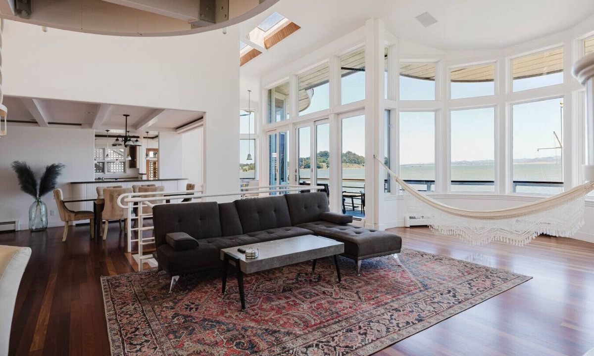 San Rafael House | Bayfront Yacht-Style Home | Private Pier