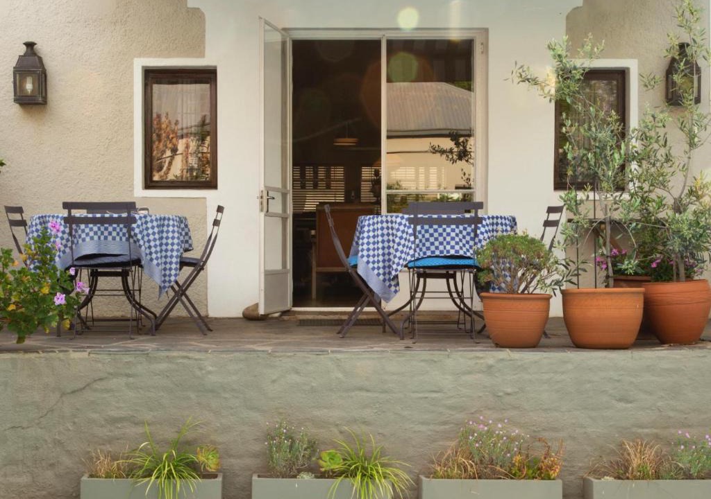 Greater Johannesburg Metropolitan Area Bed & Breakfast | Be My Guest Bed; Book & Breakfast