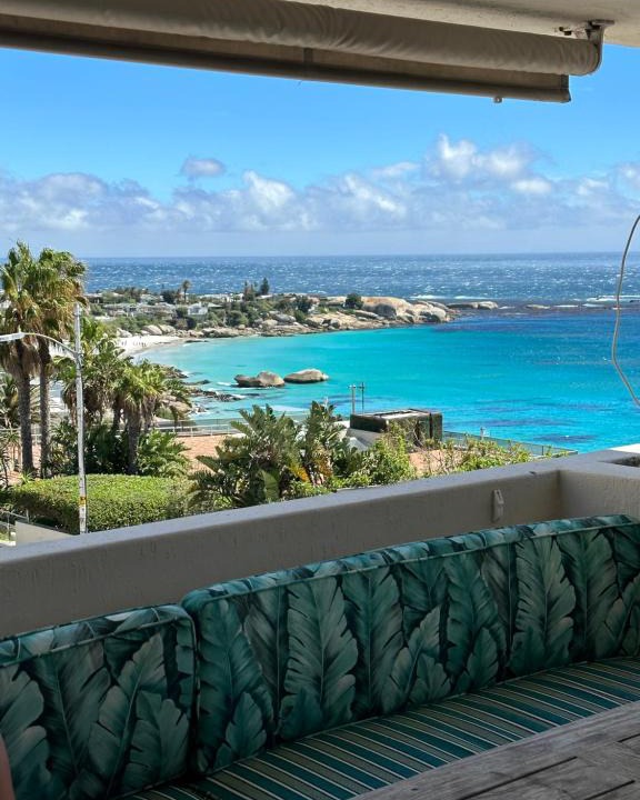 Clifton Apartment | Beach Vibes Clifton!